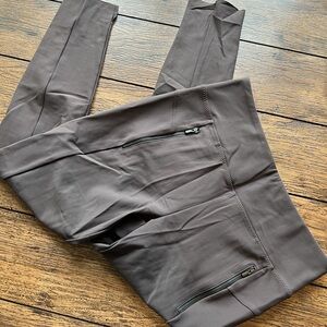 Athleta Brown Stellar Leggings With Zipper Pockets And Ankle Slits M